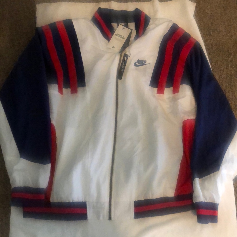 Nike Archives Official Issue 1983. Can’t fine item anywhere In the World set 2XL